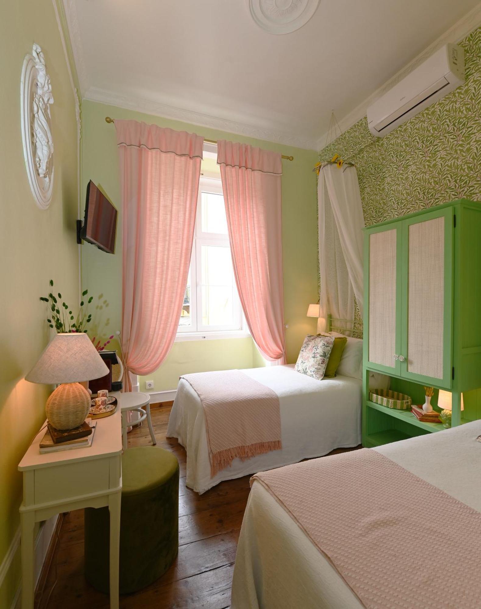 Casa de hóspedes Casinha Flores 3*